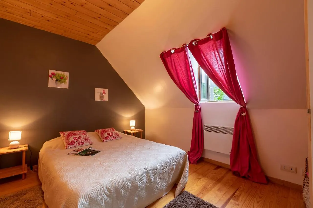 לינה וארוחת בוקר Arras-en-Lavedan Chambres D'Hotes Le Gentil Home צרפת